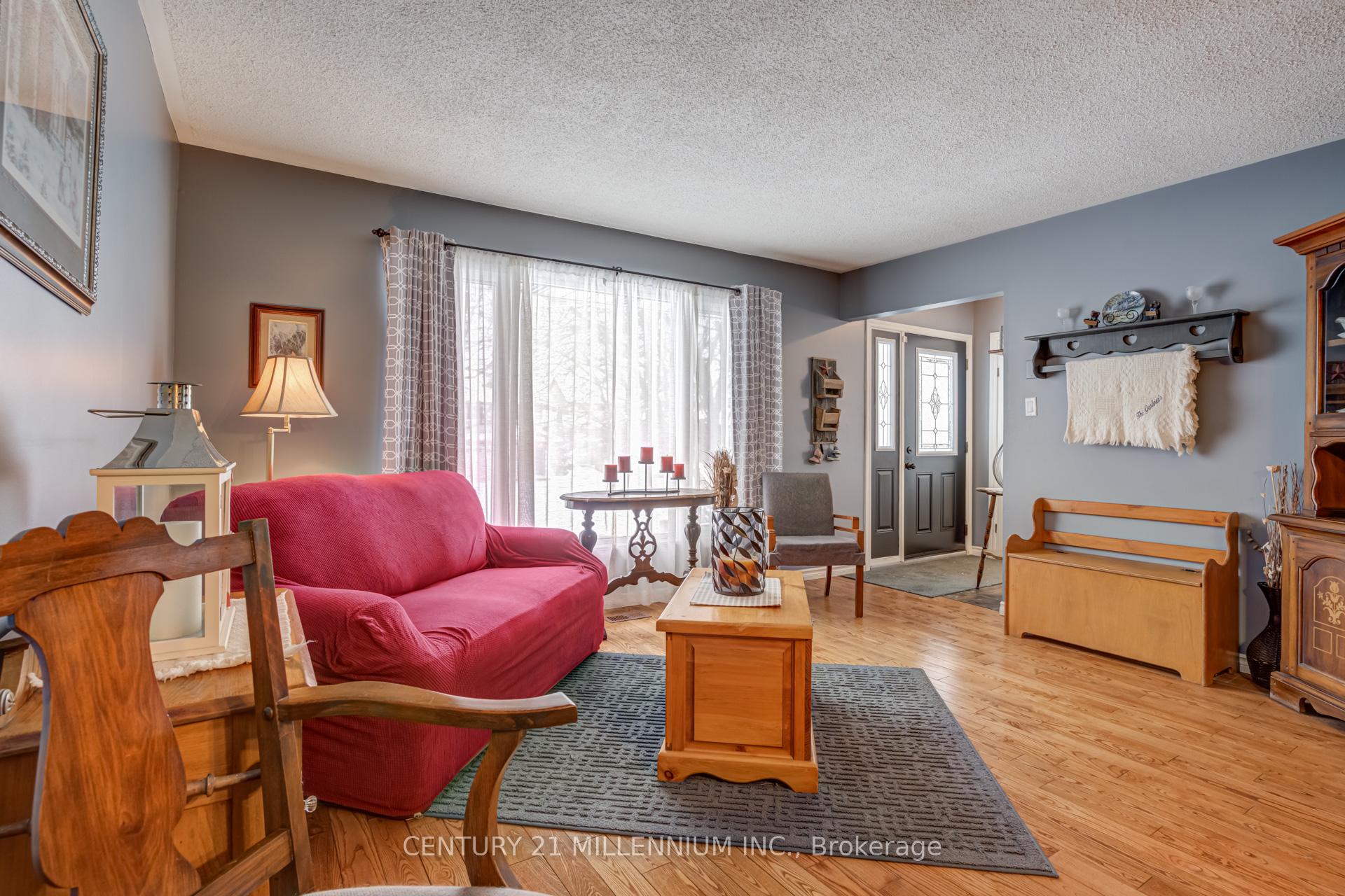 Photo 5 of 334 Simon Street, Shelburne — HOMEH