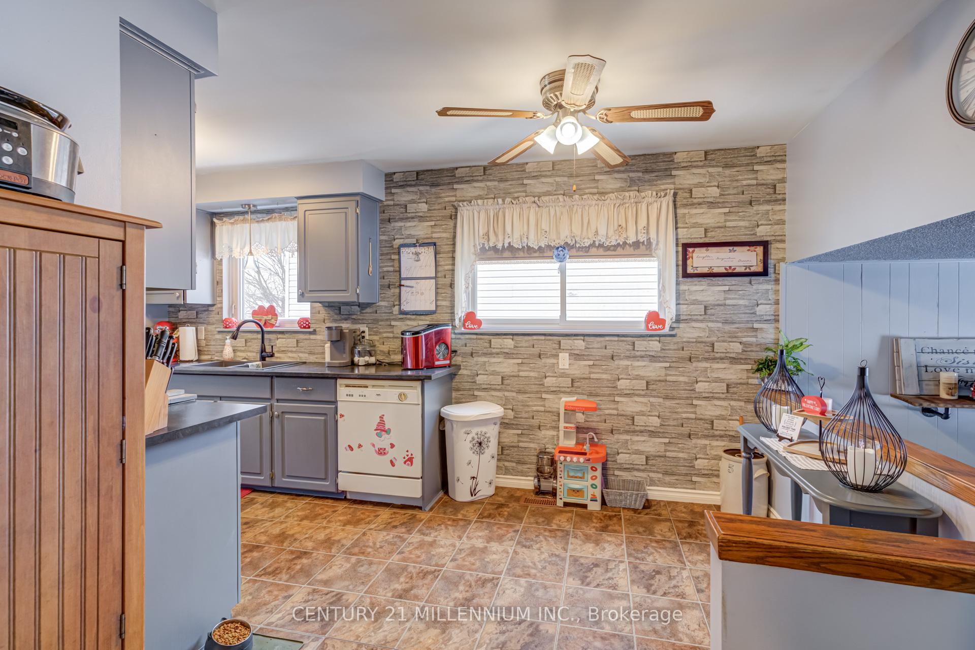 Photo 10 of 334 Simon Street, Shelburne — HOMEH