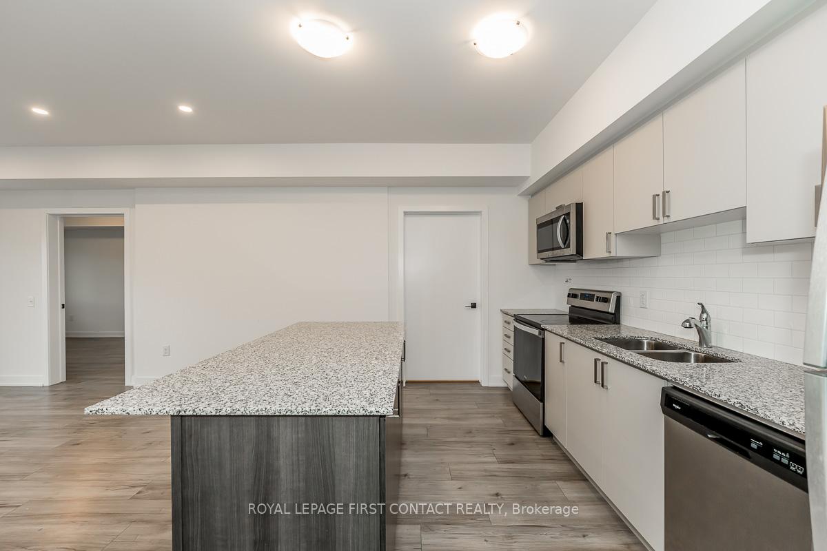 Photo 13 of Unit 209, 1 Chef Lane, Barrie, Rural Barrie Southeast — HOMEH