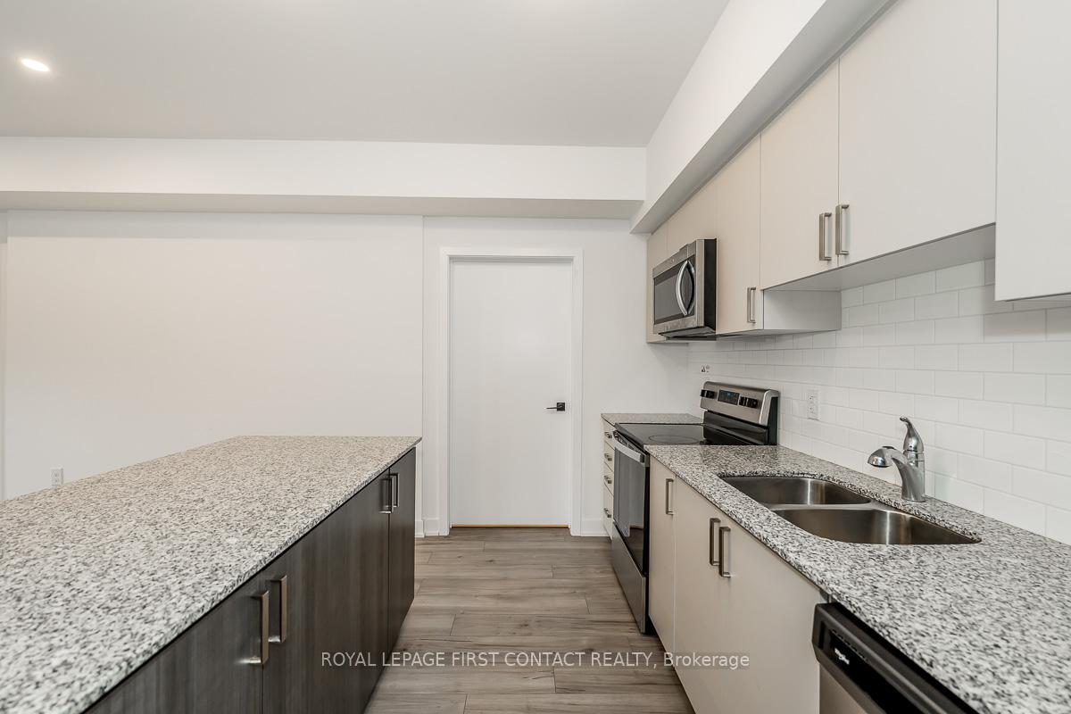 Photo 15 of Unit 209, 1 Chef Lane, Barrie, Rural Barrie Southeast — HOMEH