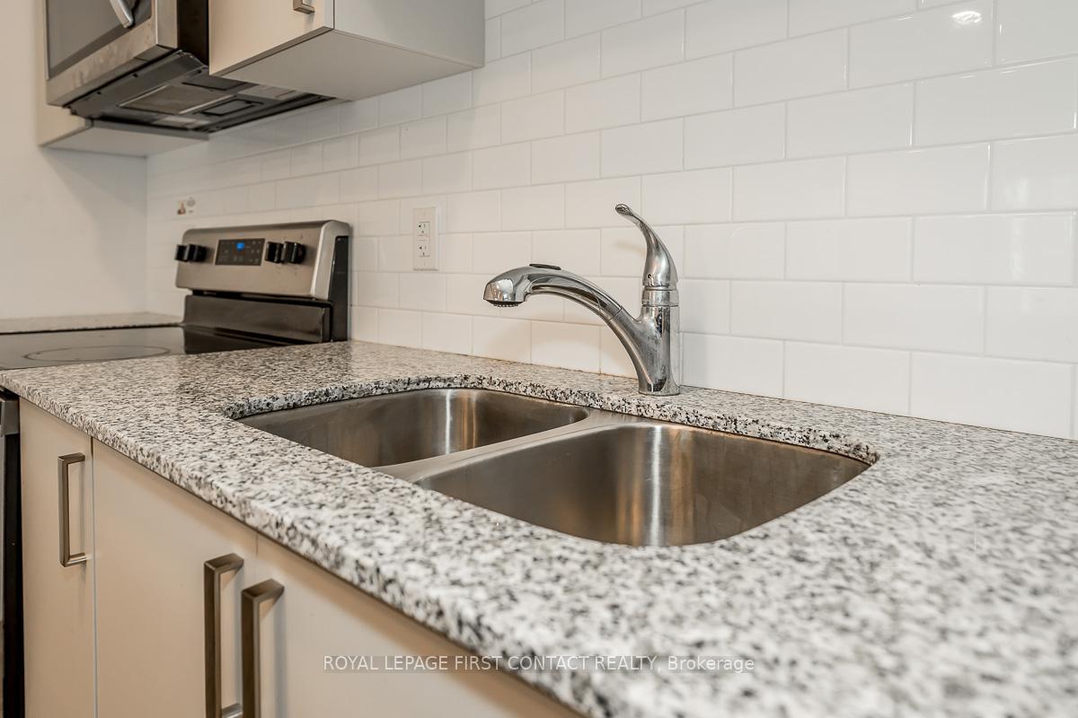 Photo 10 of Unit 209, 1 Chef Lane, Barrie, Rural Barrie Southeast — HOMEH