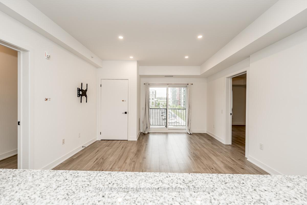 Photo 19 of Unit 209, 1 Chef Lane, Barrie, Rural Barrie Southeast — HOMEH