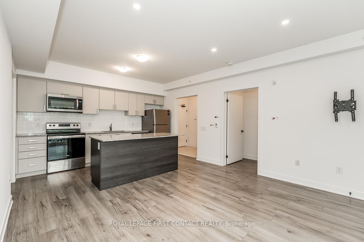 Photo 5 of Unit 209, 1 Chef Lane, Barrie, Rural Barrie Southeast — HOMEH