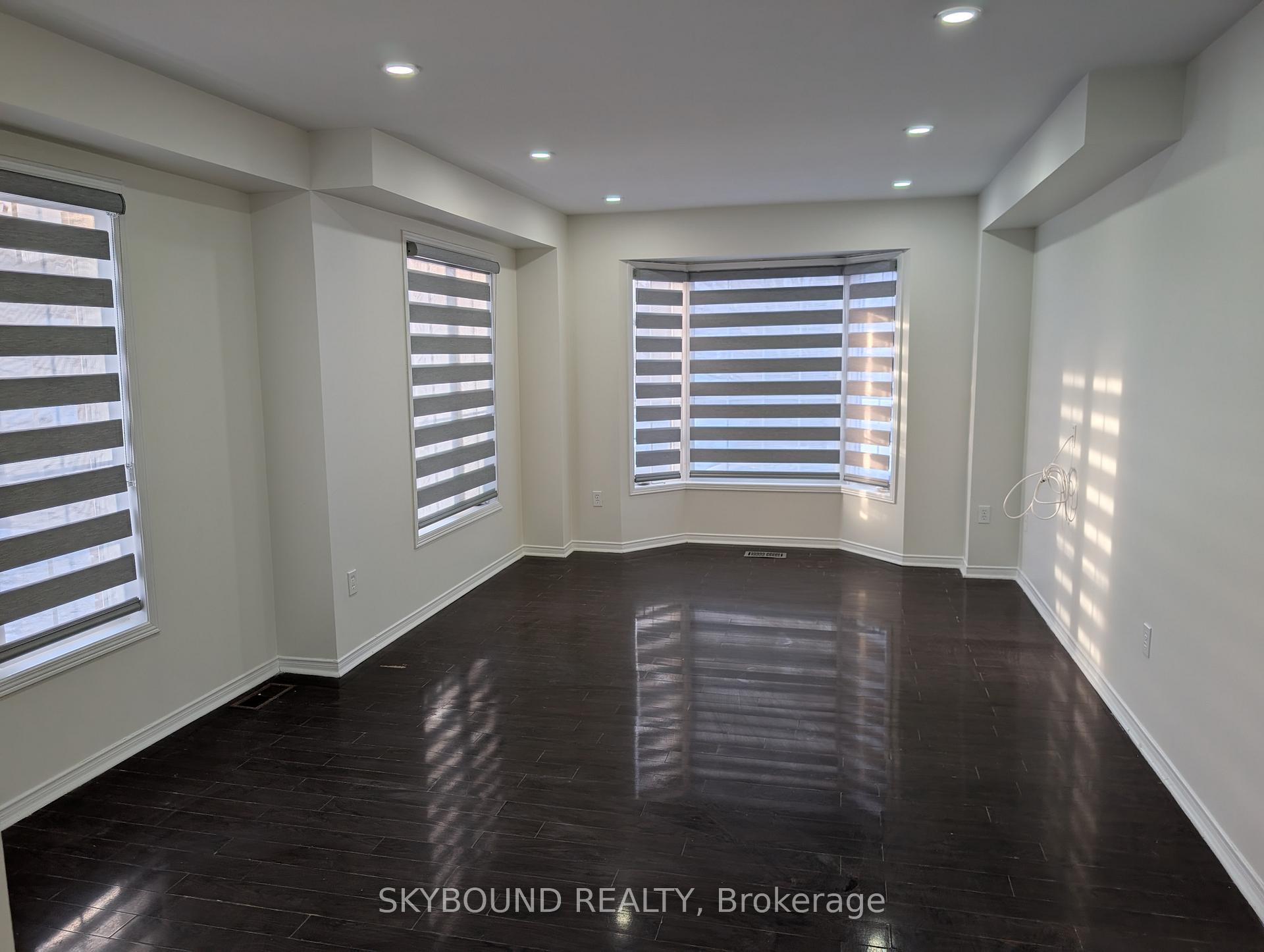 Photo 22 of Unit 1 (Main), 100 Farthingale Crescent, Brampton, Fletcher's Meadow — HOMEH