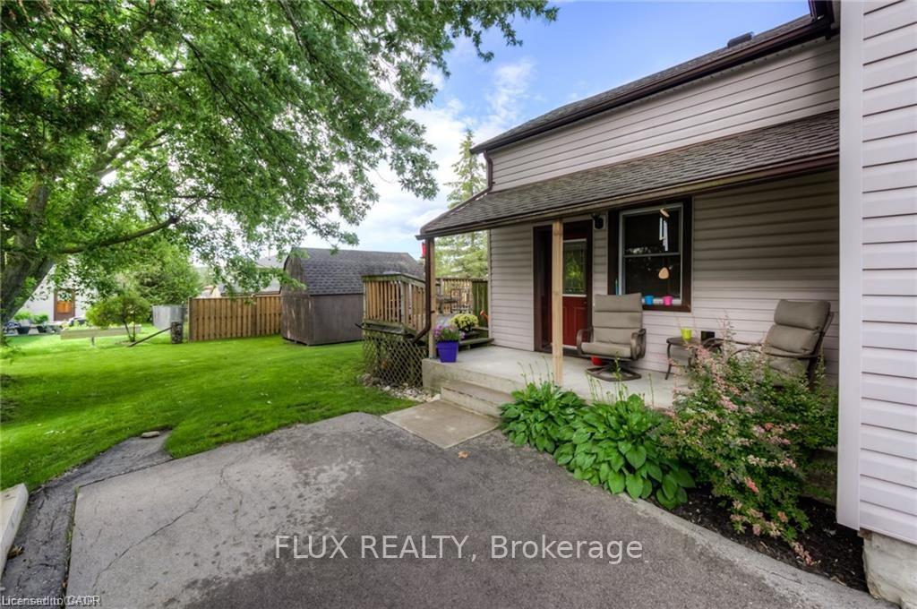 Photo 10 of 2207 William Shakespeare Street, Perth East, Shakespeare — HOMEH