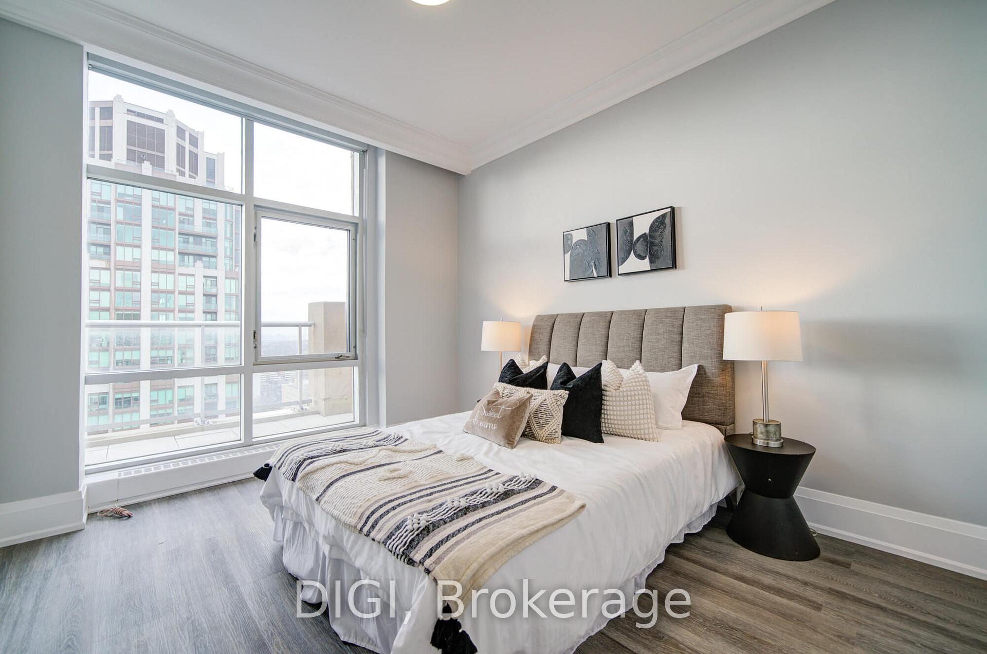 Photo 4 of Unit PH24, 400 Walmer Road, Toronto, Forest Hill South — HOMEH