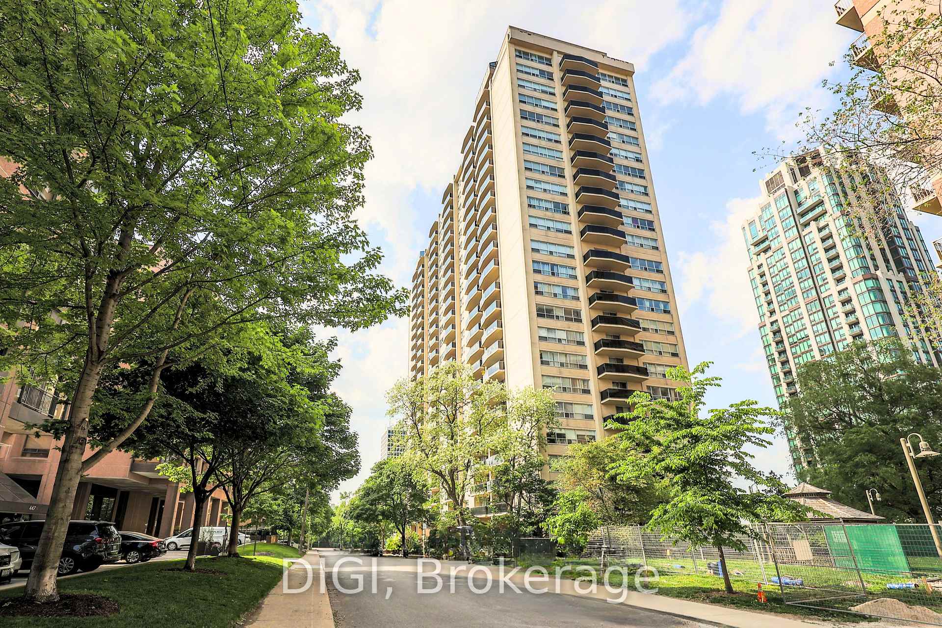Photo 35 of Unit PH24, 400 Walmer Road, Toronto, Forest Hill South — HOMEH