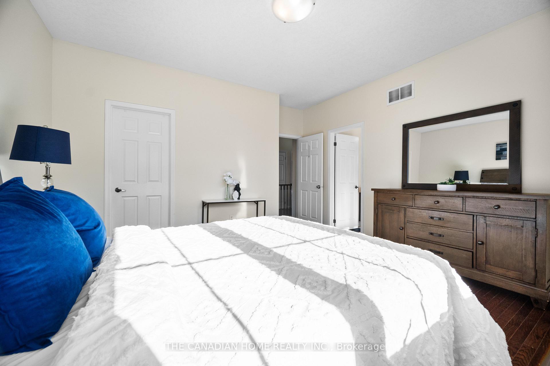 Photo 35 of 107 Callaway Dr, Cambridge, Silver Heights — HOMEH