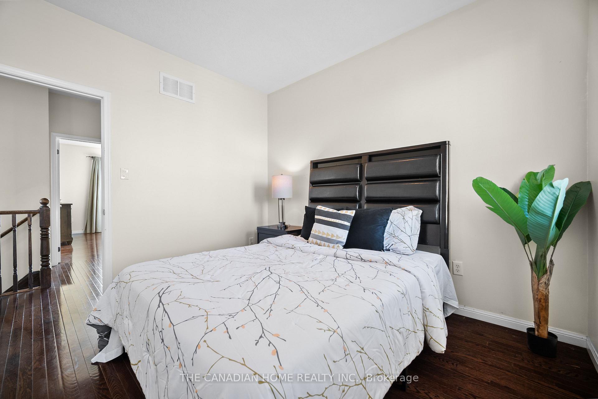 Photo 26 of 107 Callaway Dr, Cambridge, Silver Heights — HOMEH