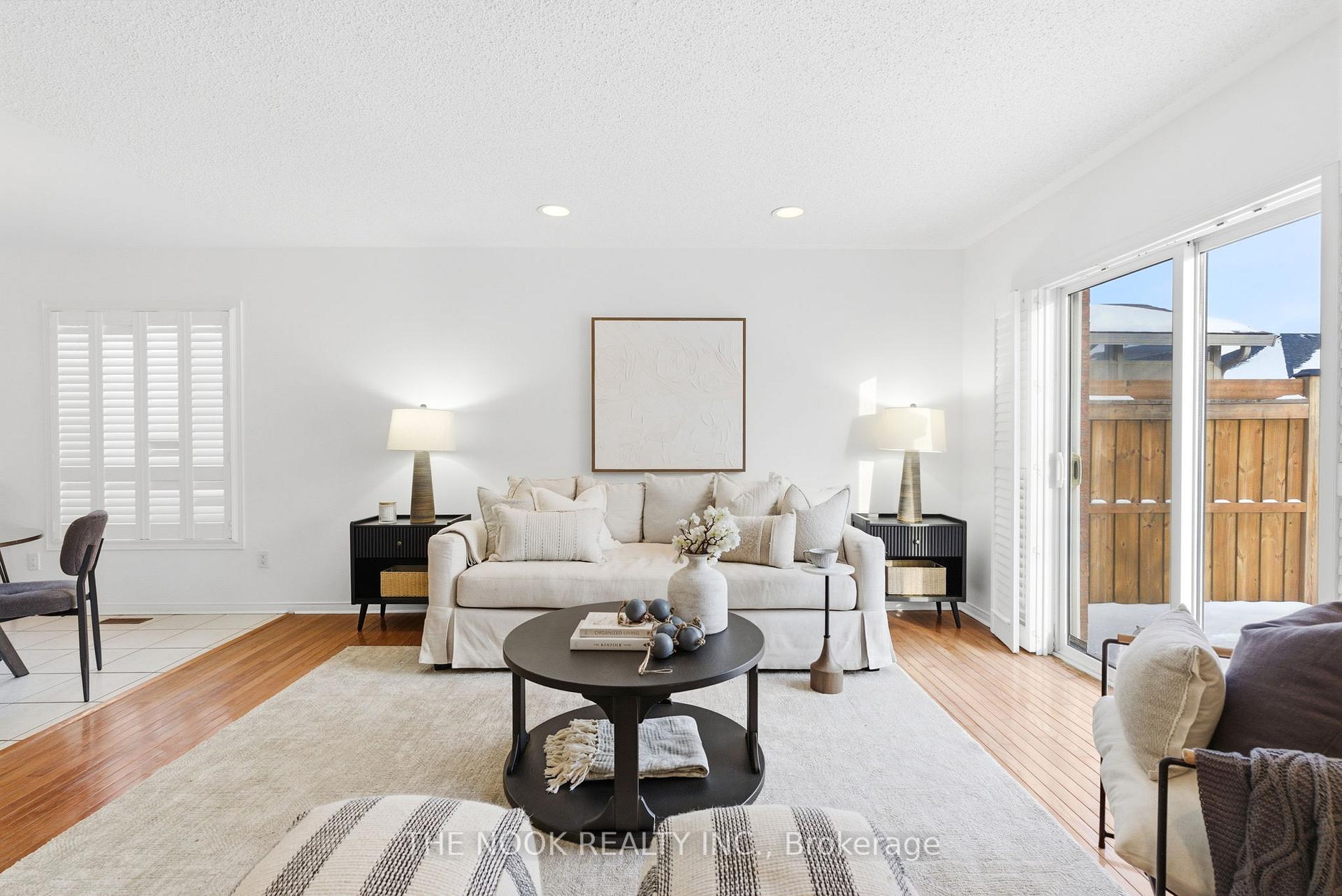 Photo 30 of 9 James Rowe Drive, Whitby, Williamsburg — HOMEH