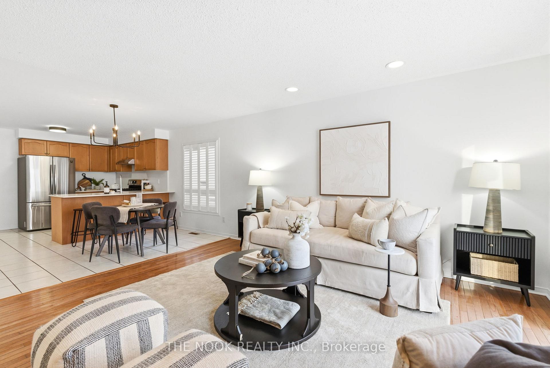 Photo 24 of 9 James Rowe Drive, Whitby, Williamsburg — HOMEH