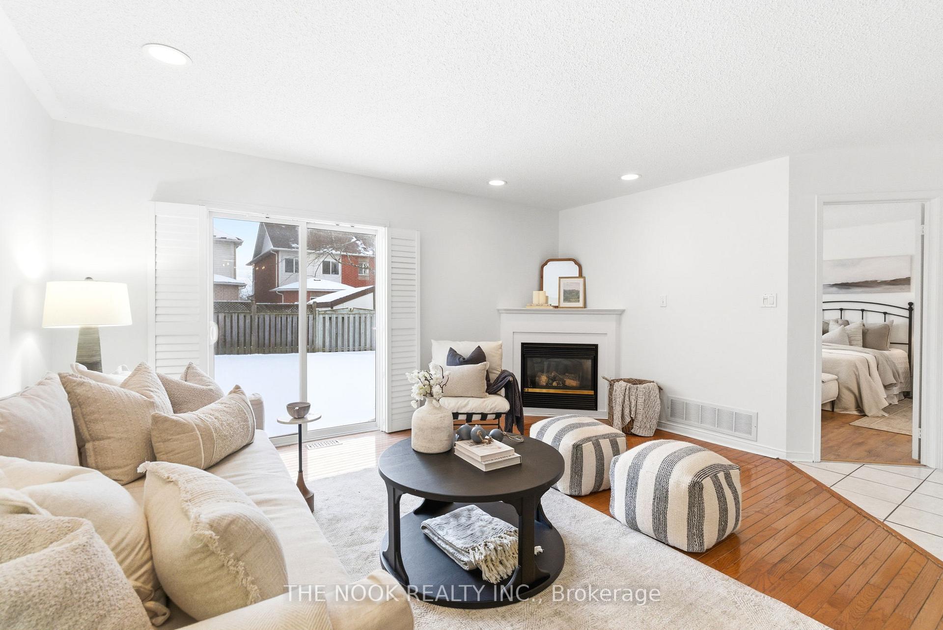 Photo 9 of 9 James Rowe Drive, Whitby, Williamsburg — HOMEH