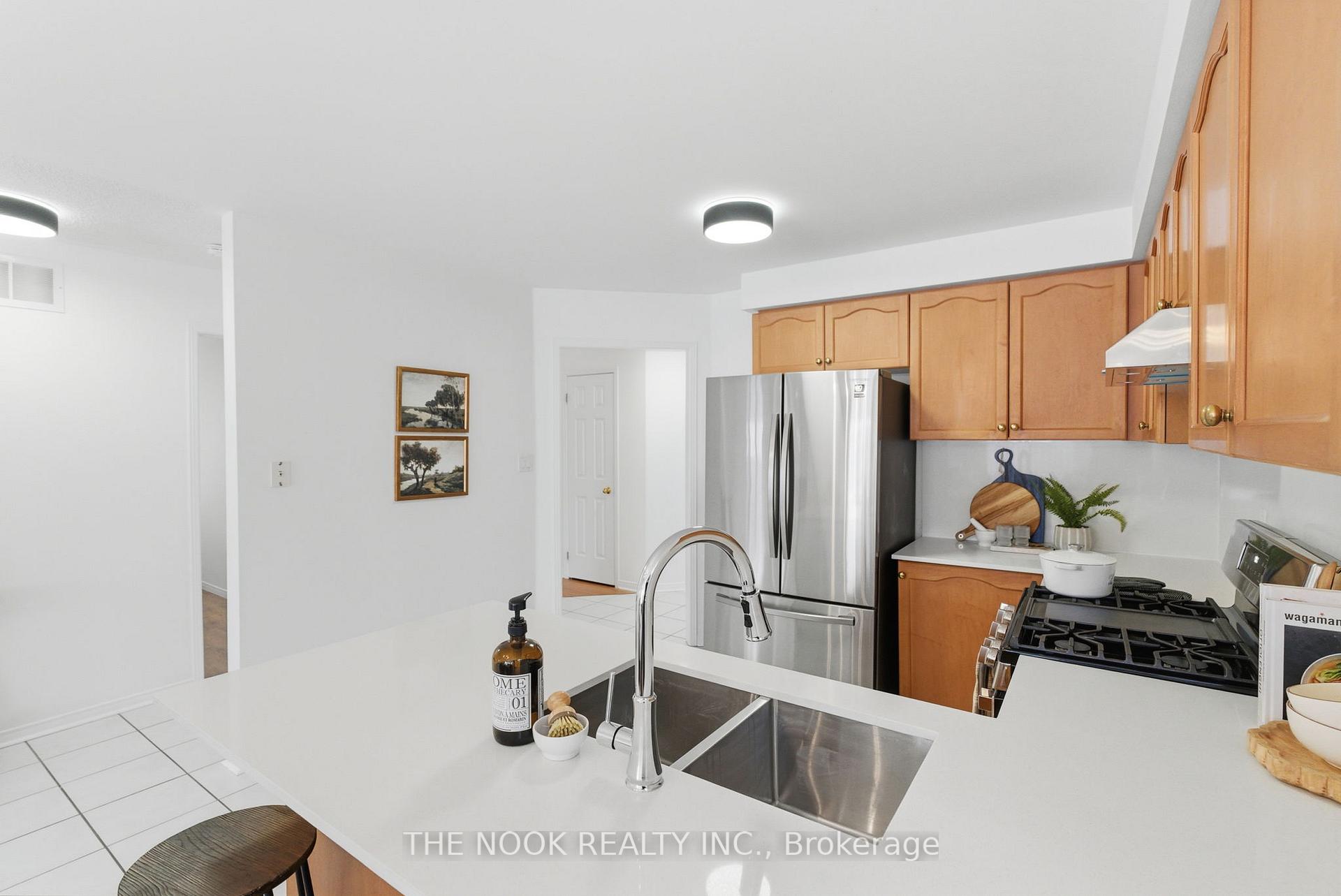 Photo 6 of 9 James Rowe Drive, Whitby, Williamsburg — HOMEH