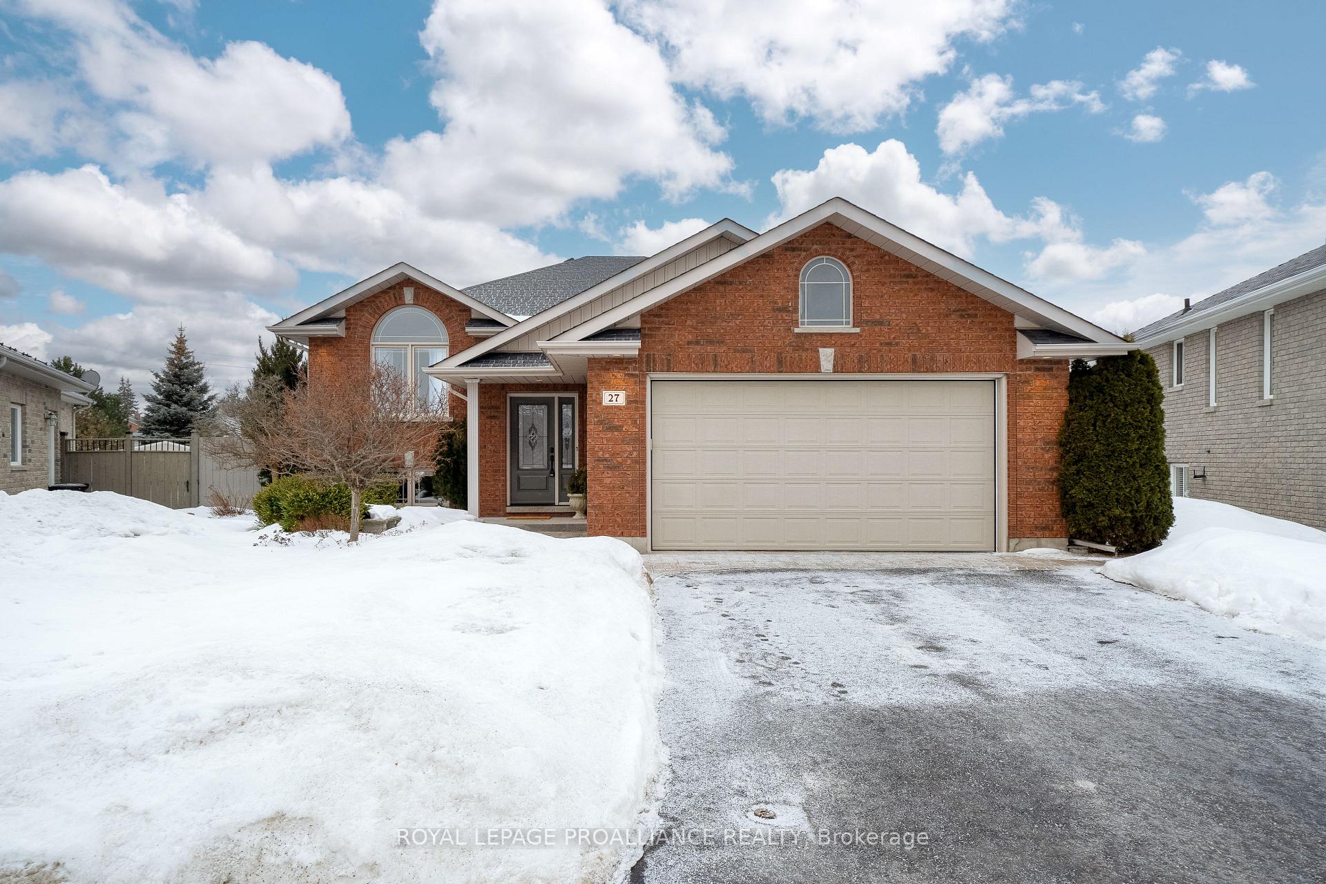 Photo 1 of 27 Boyce Court, Belleville, Belleville Ward — HOMEH