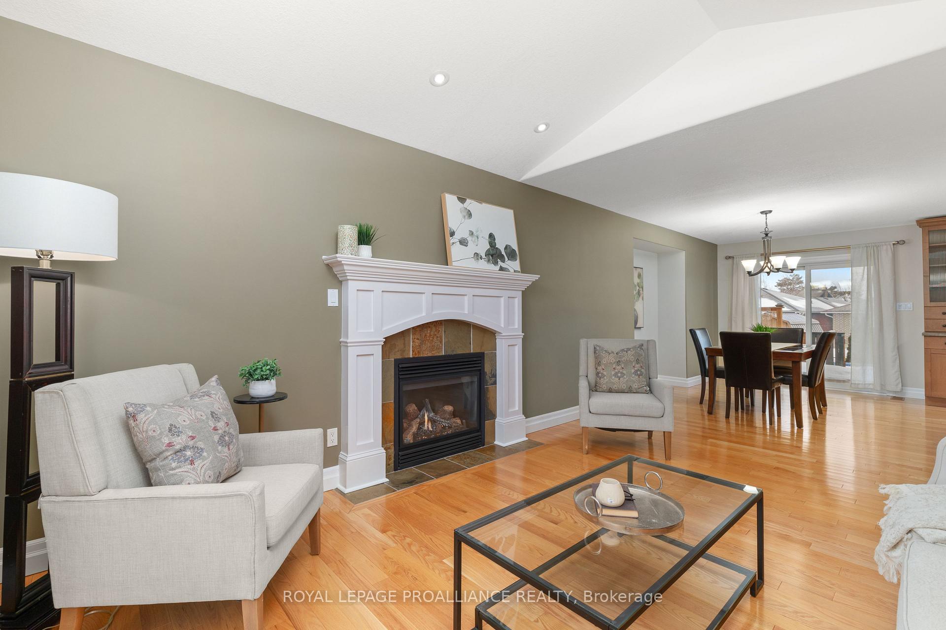 Photo 14 of 27 Boyce Court, Belleville, Belleville Ward — HOMEH