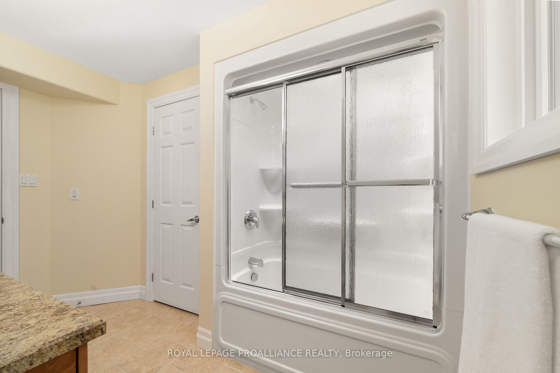 Photo 32 of 27 Boyce Court, Belleville, Belleville Ward — HOMEH