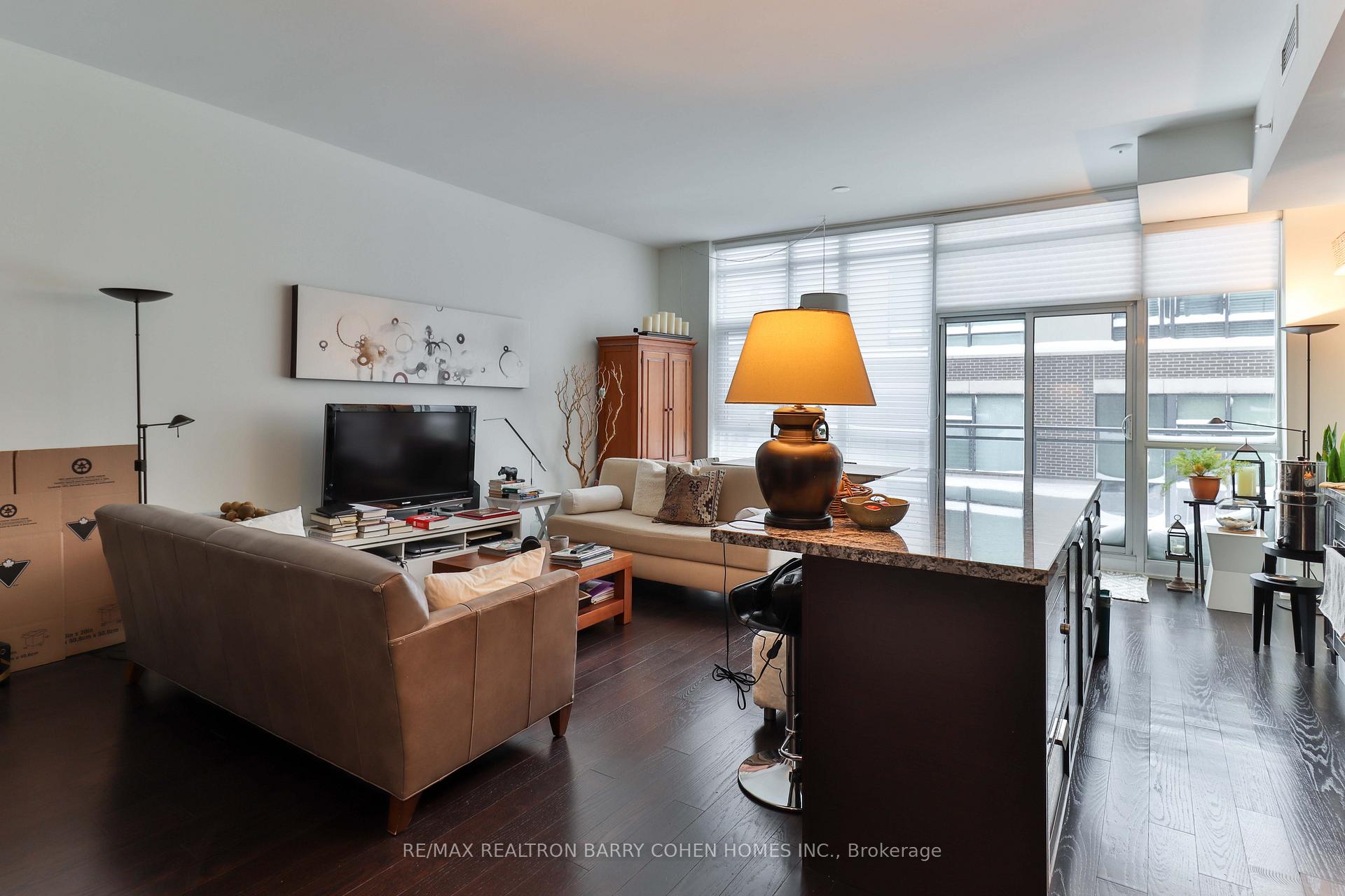 Photo 5 of Unit PH3, 2 Bellefair Avenue, Toronto, The Beaches — HOMEH