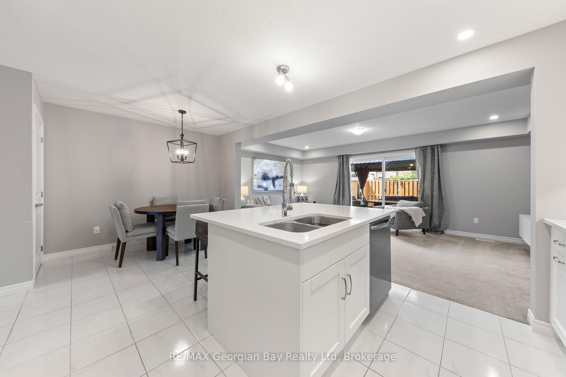 Photo 8 of 964 Wright Drive, Midland — HOMEH