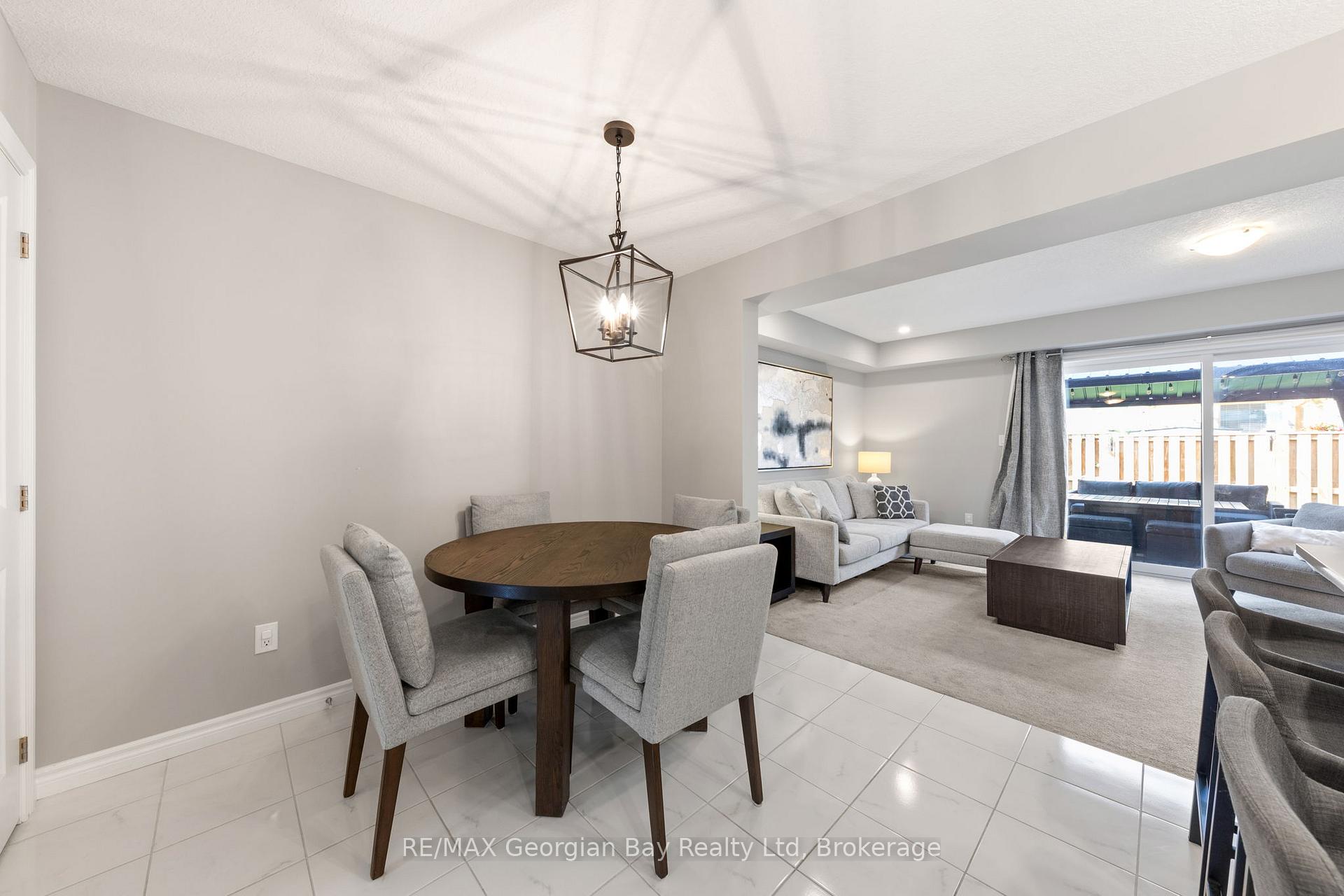 Photo 9 of 964 Wright Drive, Midland — HOMEH