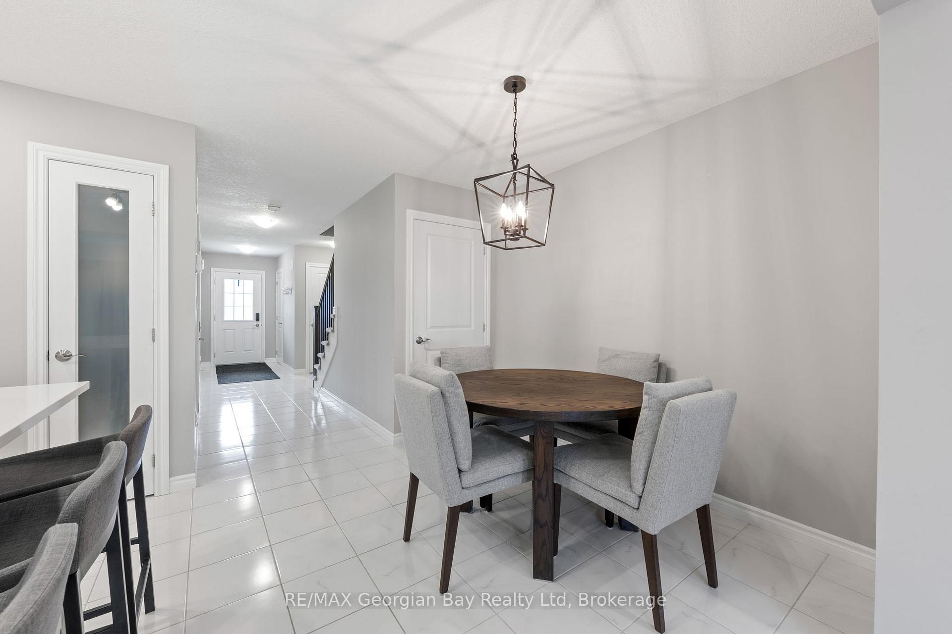 Photo 11 of 964 Wright Drive, Midland — HOMEH