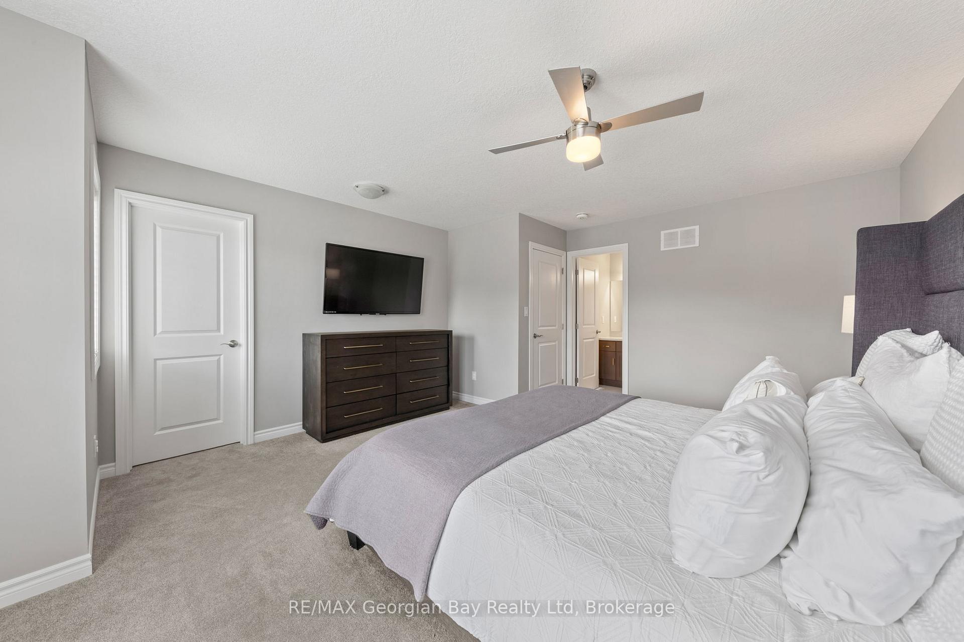 Photo 20 of 964 Wright Drive, Midland — HOMEH