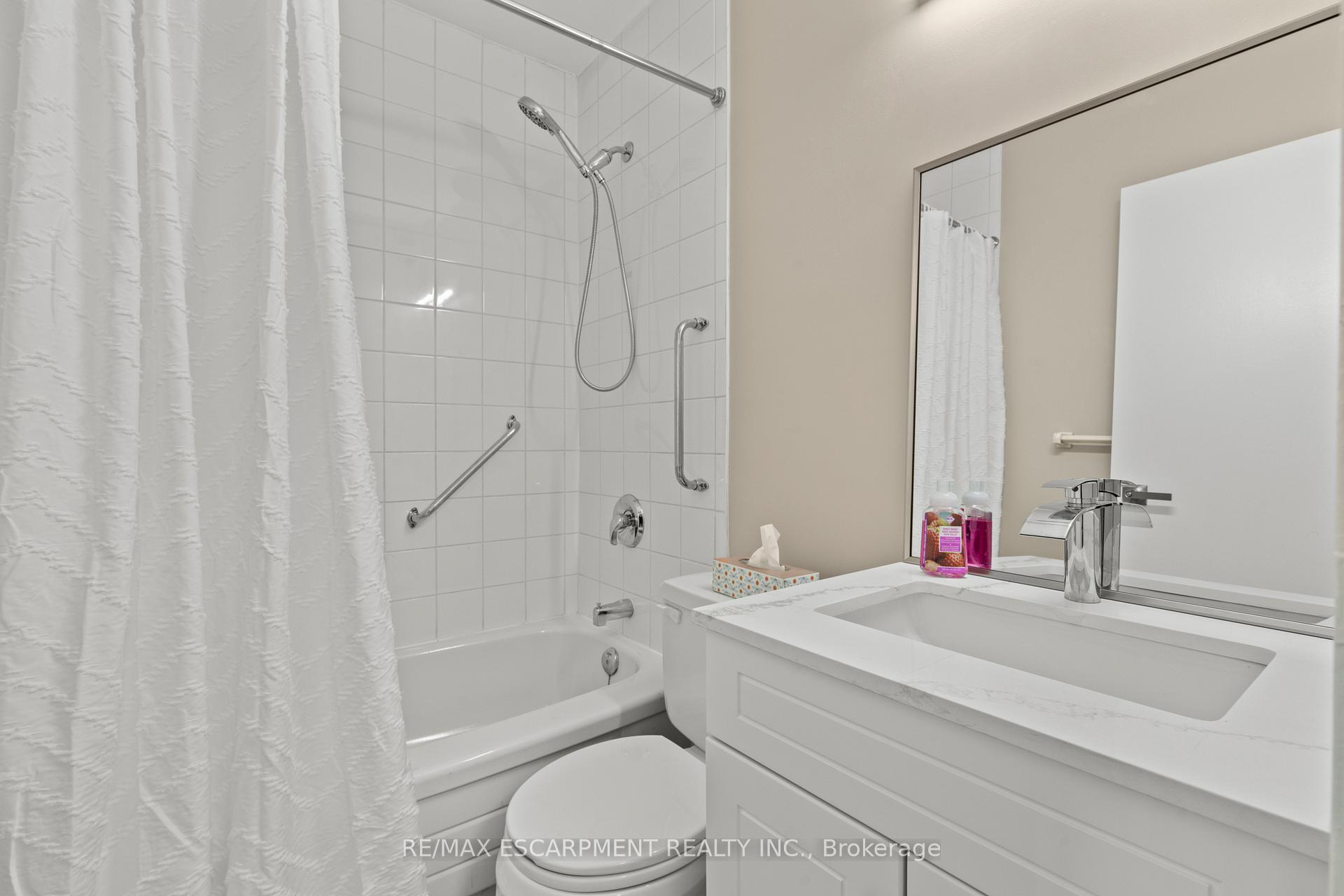 Photo 17 of Unit 1004, 359 Geneva Street, St. Catharines, Fairview — HOMEH