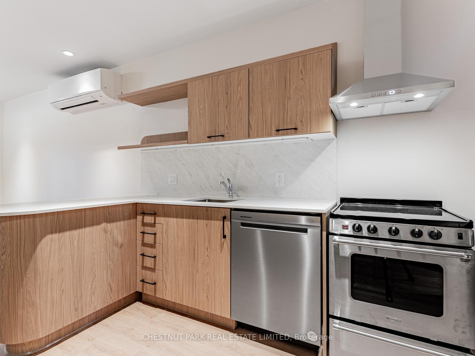 Photo 7 of Unit 2, 2528 Yonge Street, Toronto, Yonge-Eglinton — HOMEH