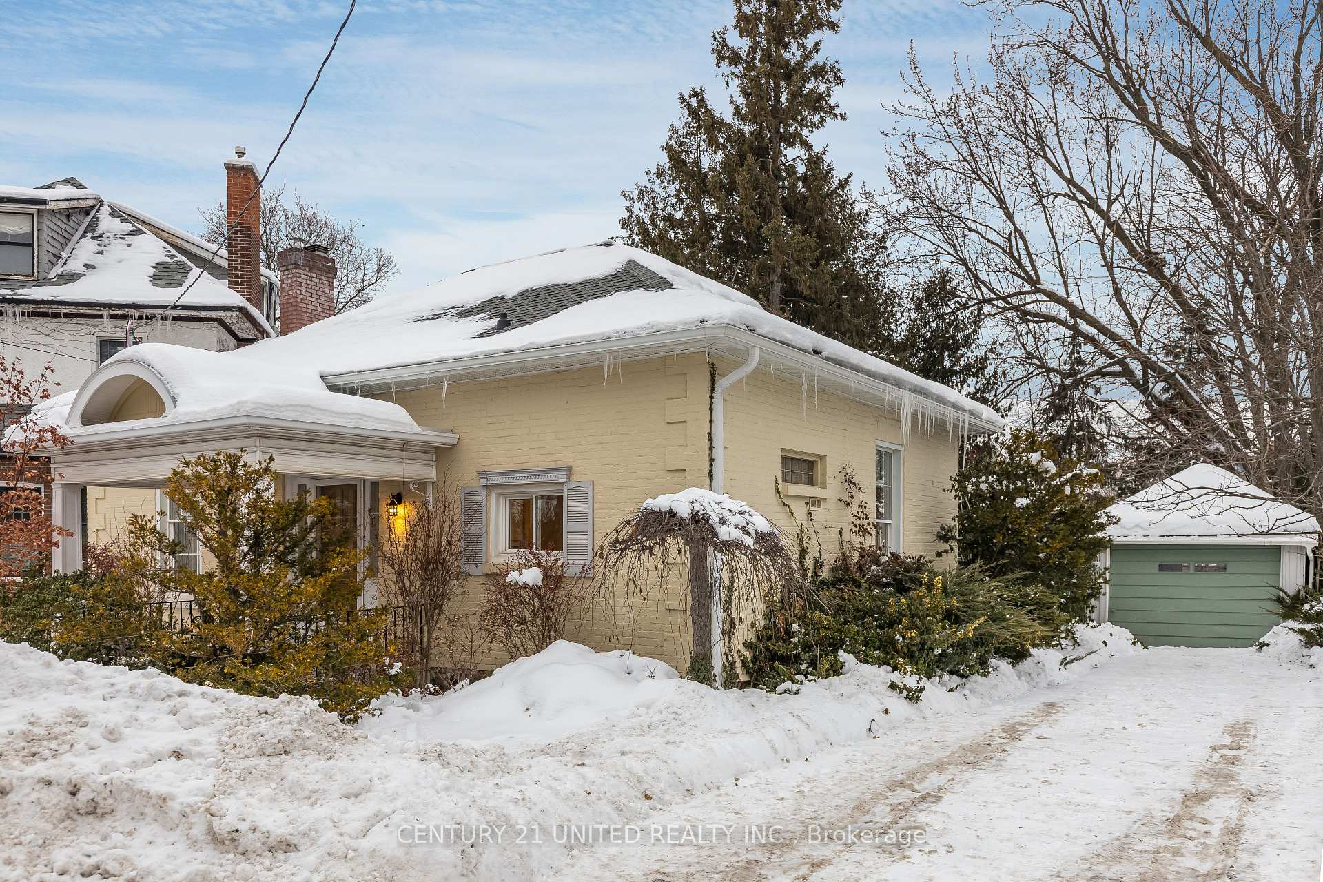 Photo 50 of 370 Hunter Street W, Peterborough, Town Ward 3 — HOMEH