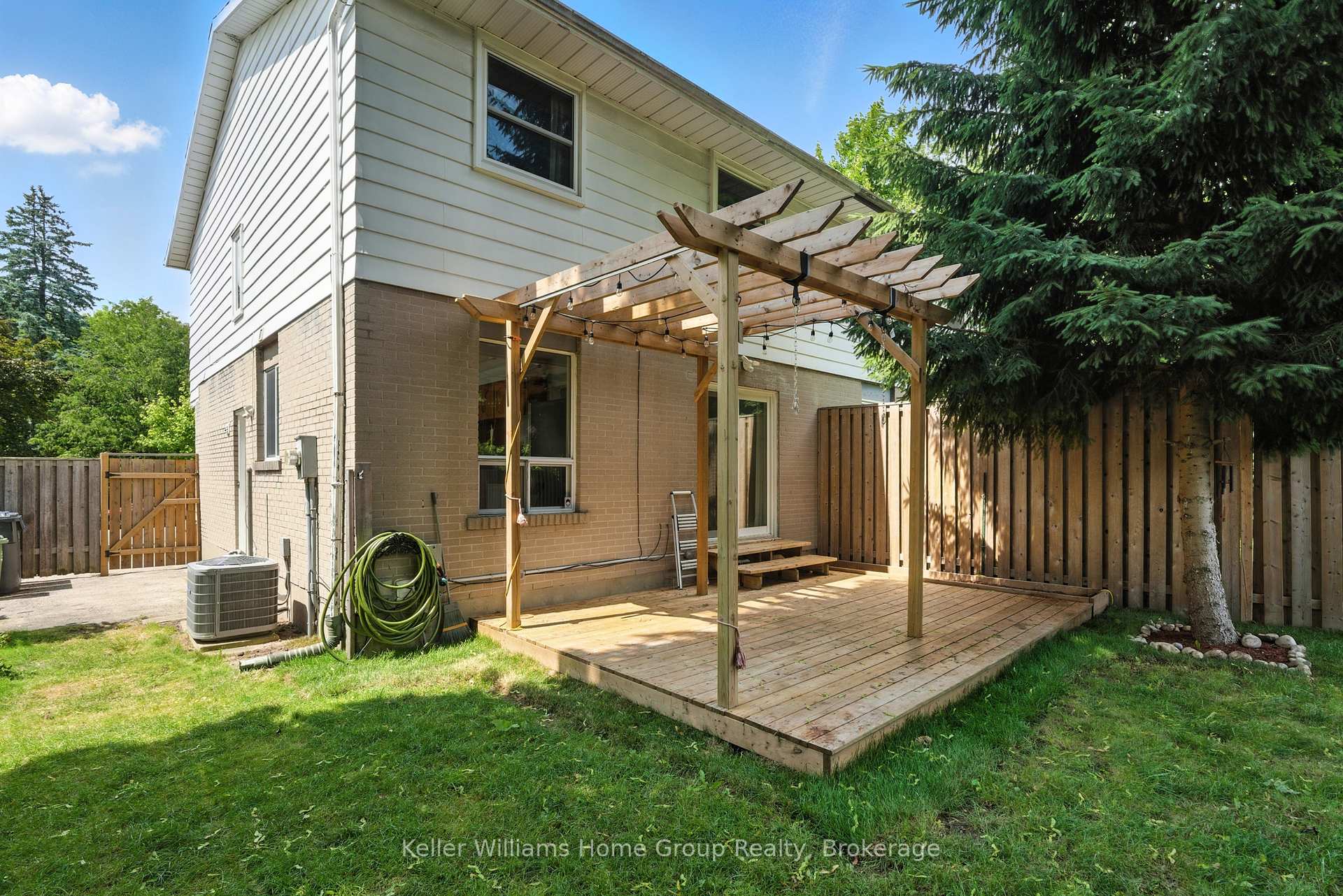 Photo 22 of Unit Main, 59 Chartwell Crescent, Guelph, Dovercliffe Park/Old University — HOMEH