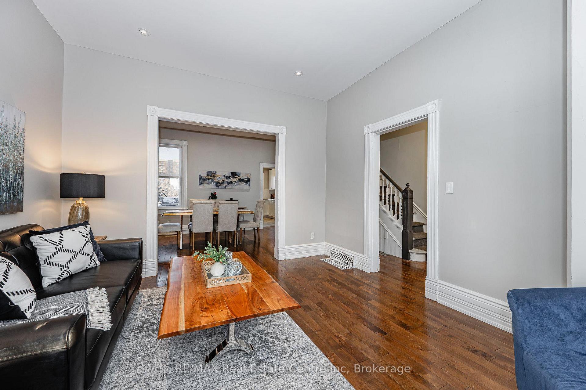Photo 5 of 103 Surrey Street E, Guelph, Downtown — HOMEH
