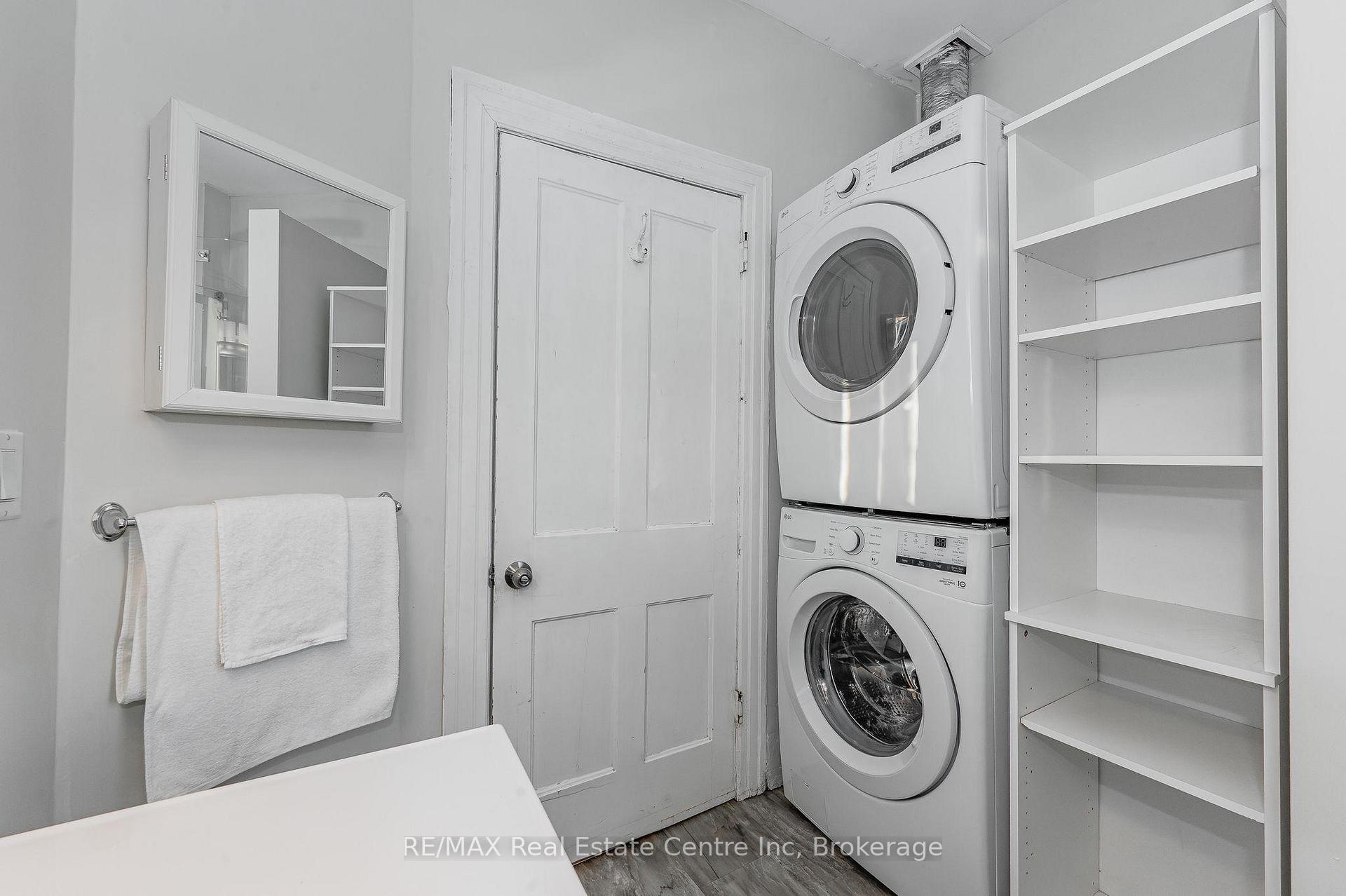 Photo 15 of 103 Surrey Street E, Guelph, Downtown — HOMEH