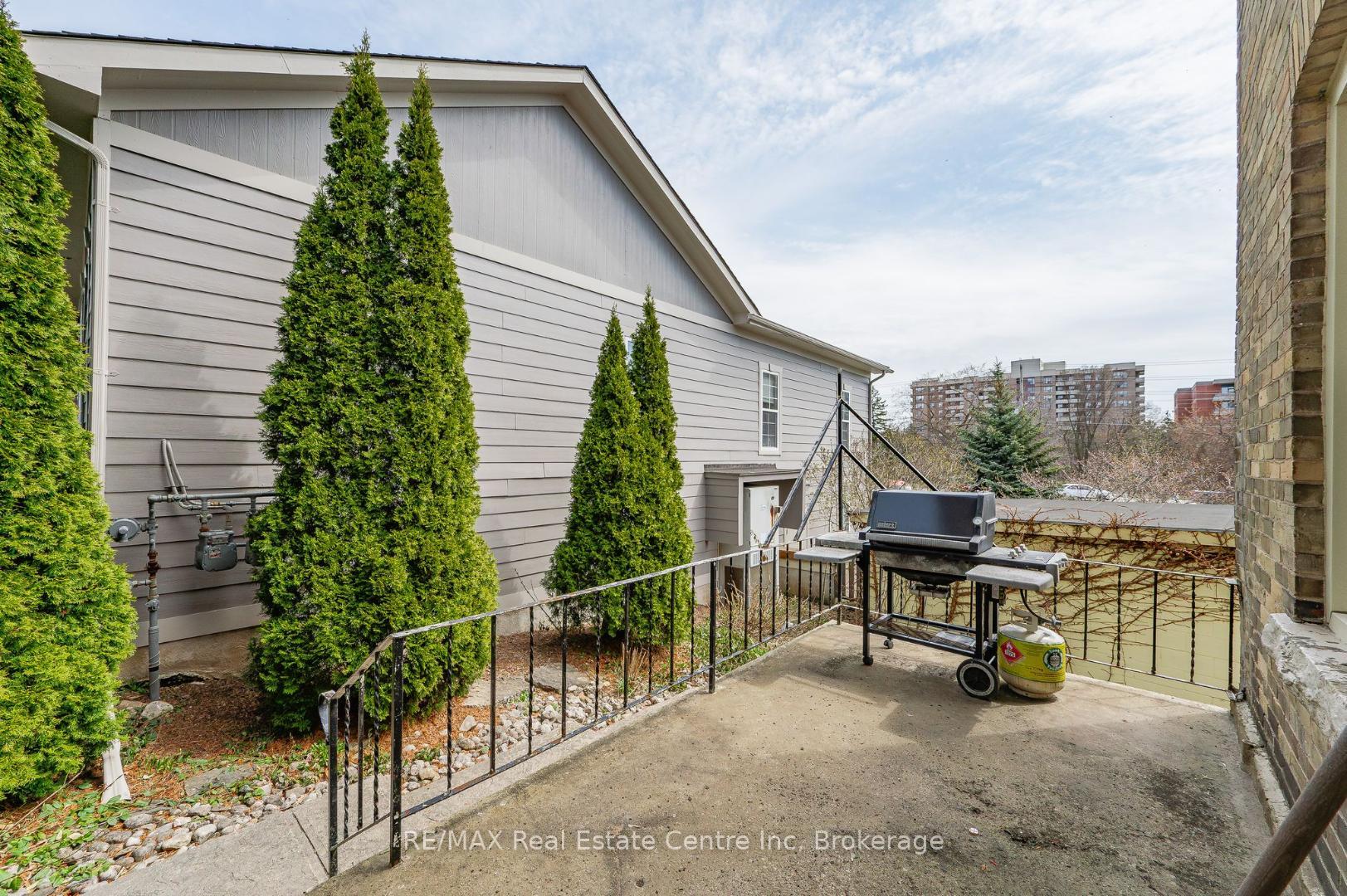 Photo 18 of 103 Surrey Street E, Guelph, Downtown — HOMEH