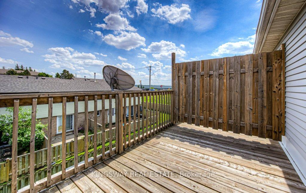Photo 9 of Unit 55, 67 Valleyview Road, Kitchener, Laurentian Hills — HOMEH