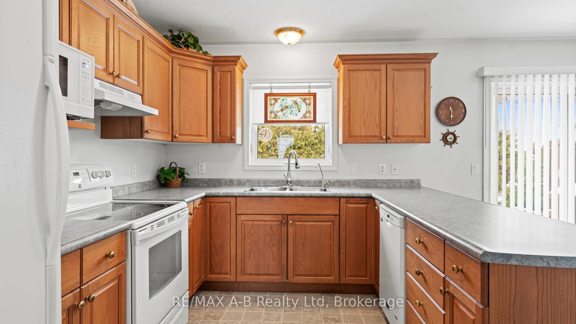 Photo 29 of Unit 5, 30 Ann Street, St. Marys — HOMEH