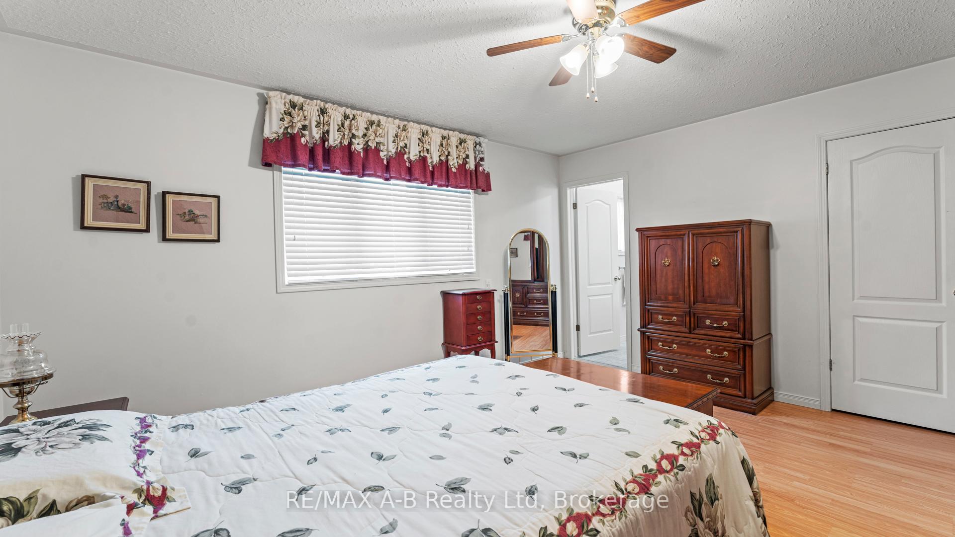 Photo 3 of Unit 5, 30 Ann Street, St. Marys — HOMEH
