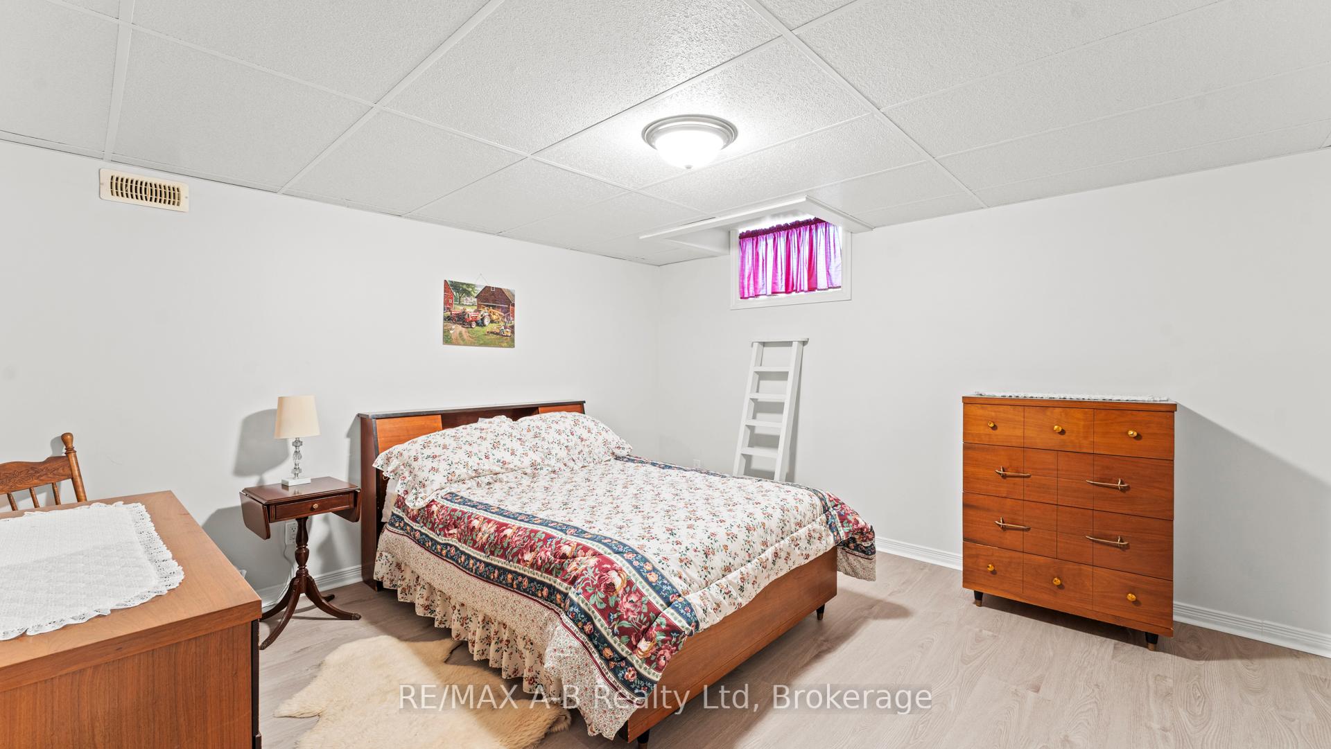 Photo 33 of Unit 5, 30 Ann Street, St. Marys — HOMEH