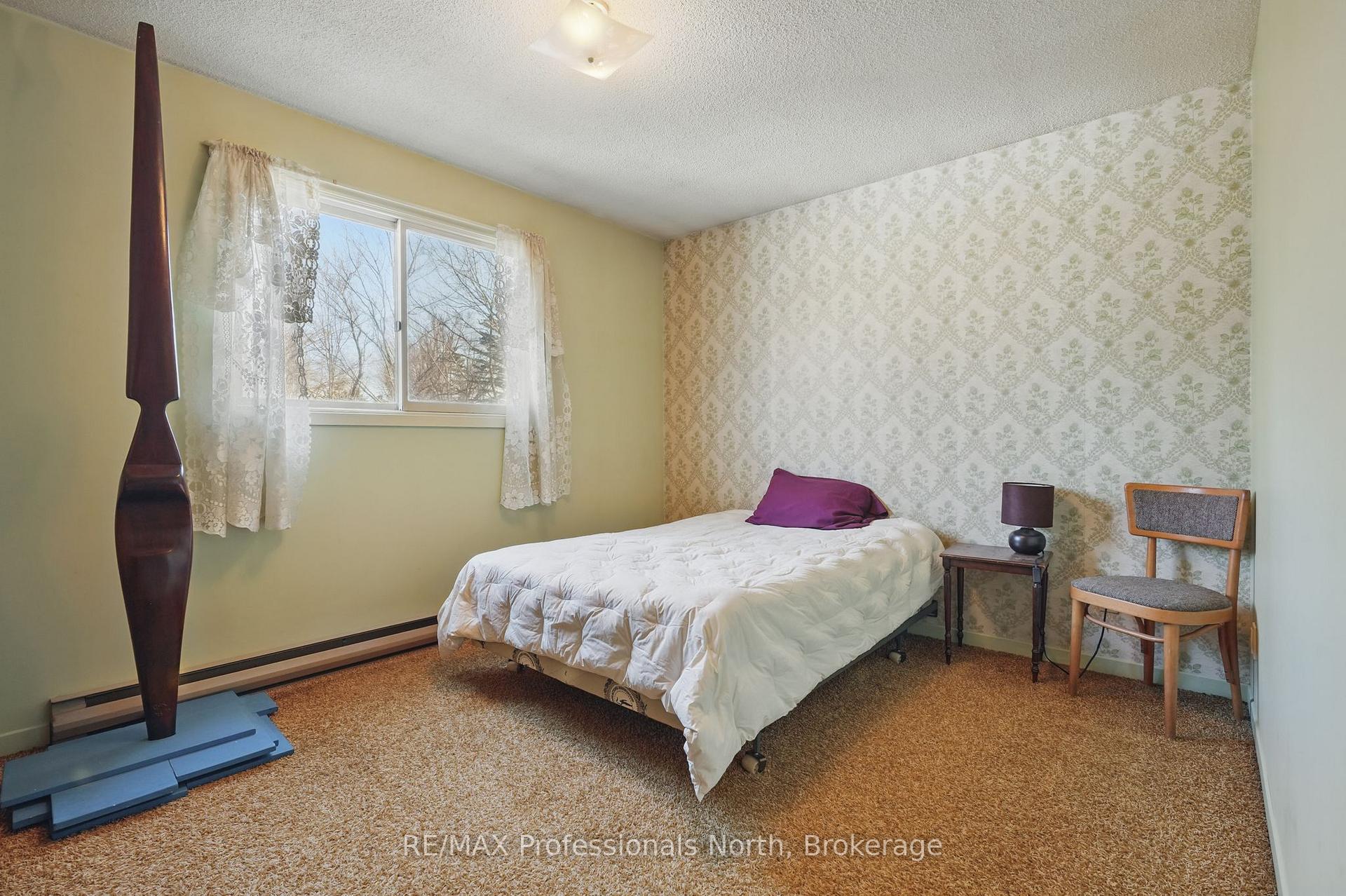 Photo 23 of 350 Hughson Street, Gravenhurst, Muskoka (S) — HOMEH