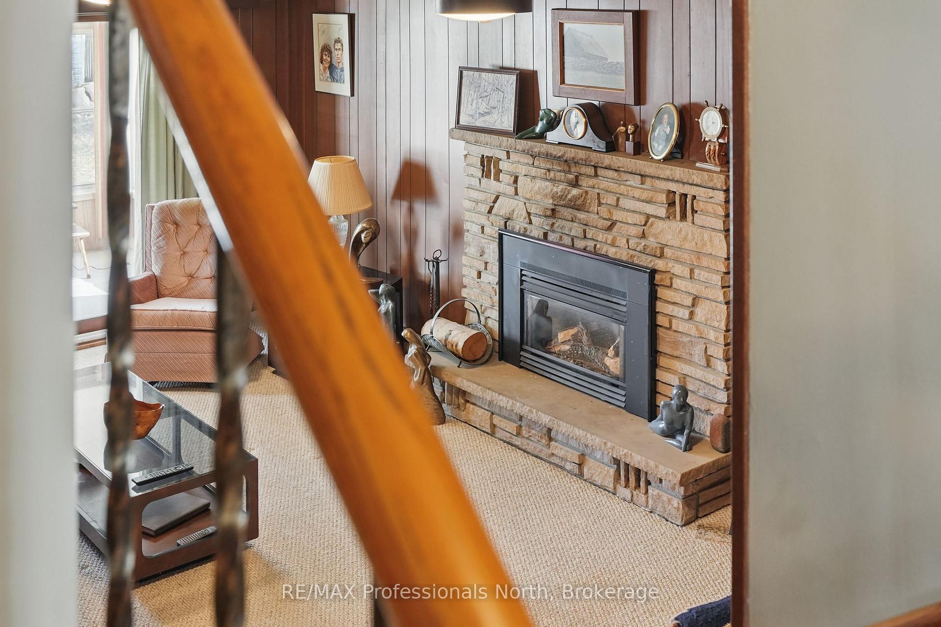 Photo 25 of 350 Hughson Street, Gravenhurst, Muskoka (S) — HOMEH