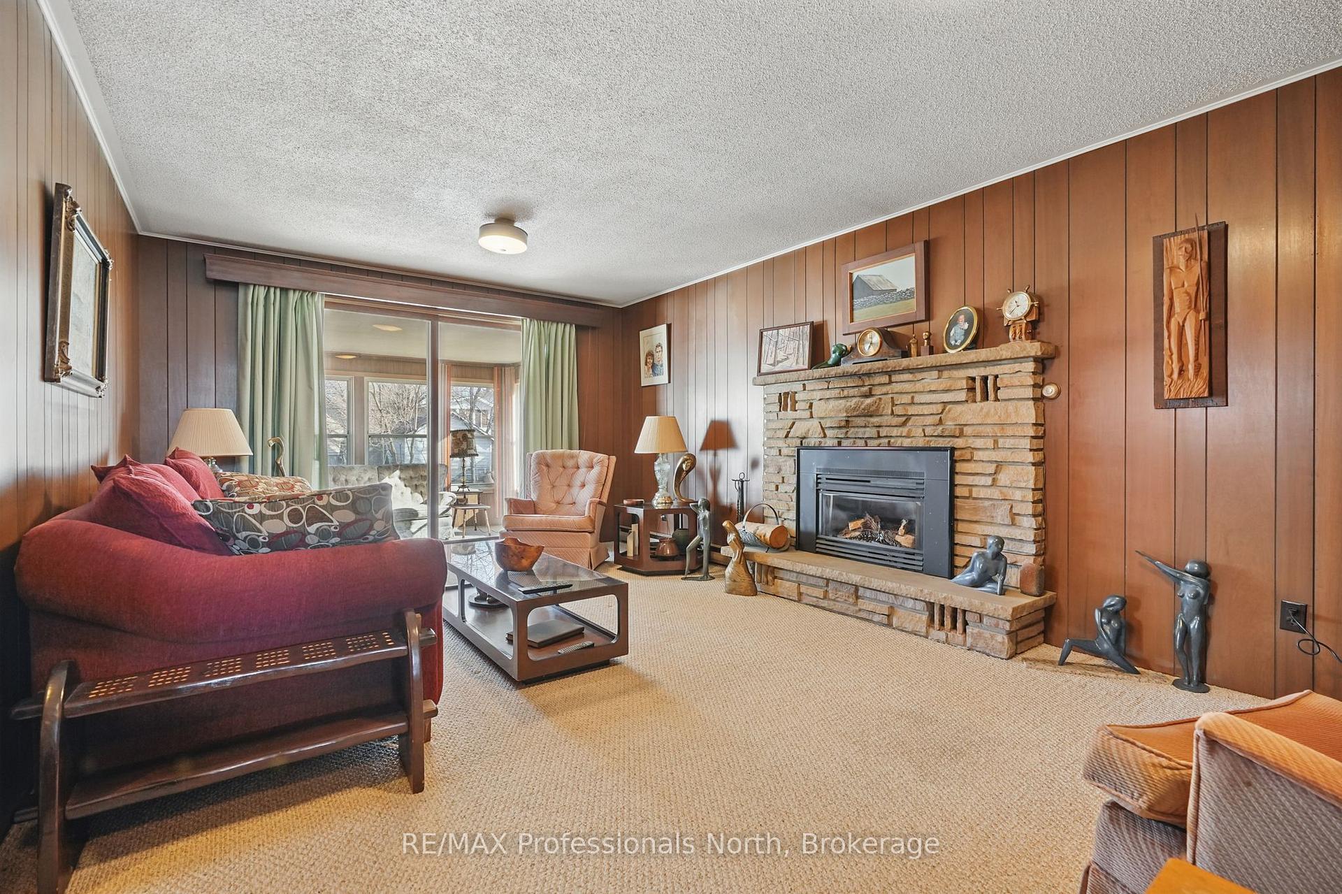 Photo 26 of 350 Hughson Street, Gravenhurst, Muskoka (S) — HOMEH
