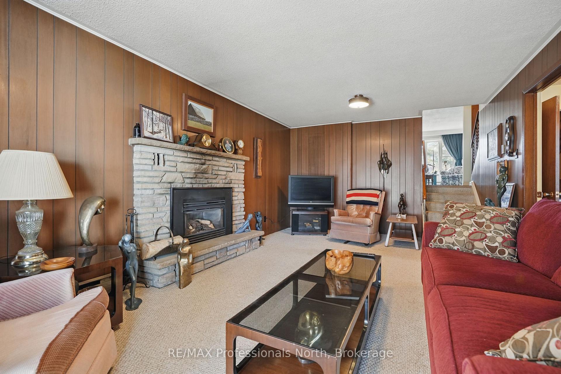 Photo 27 of 350 Hughson Street, Gravenhurst, Muskoka (S) — HOMEH