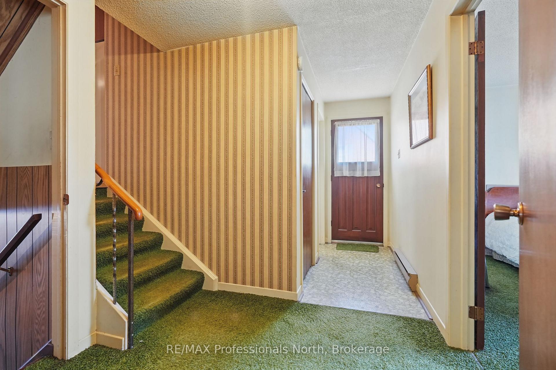 Photo 30 of 350 Hughson Street, Gravenhurst, Muskoka (S) — HOMEH