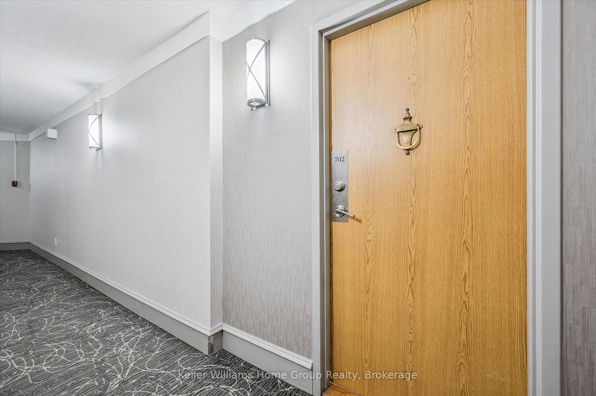 Photo 7 of Unit 702, 23 Woodlawn Road E, Guelph, Riverside Park — HOMEH