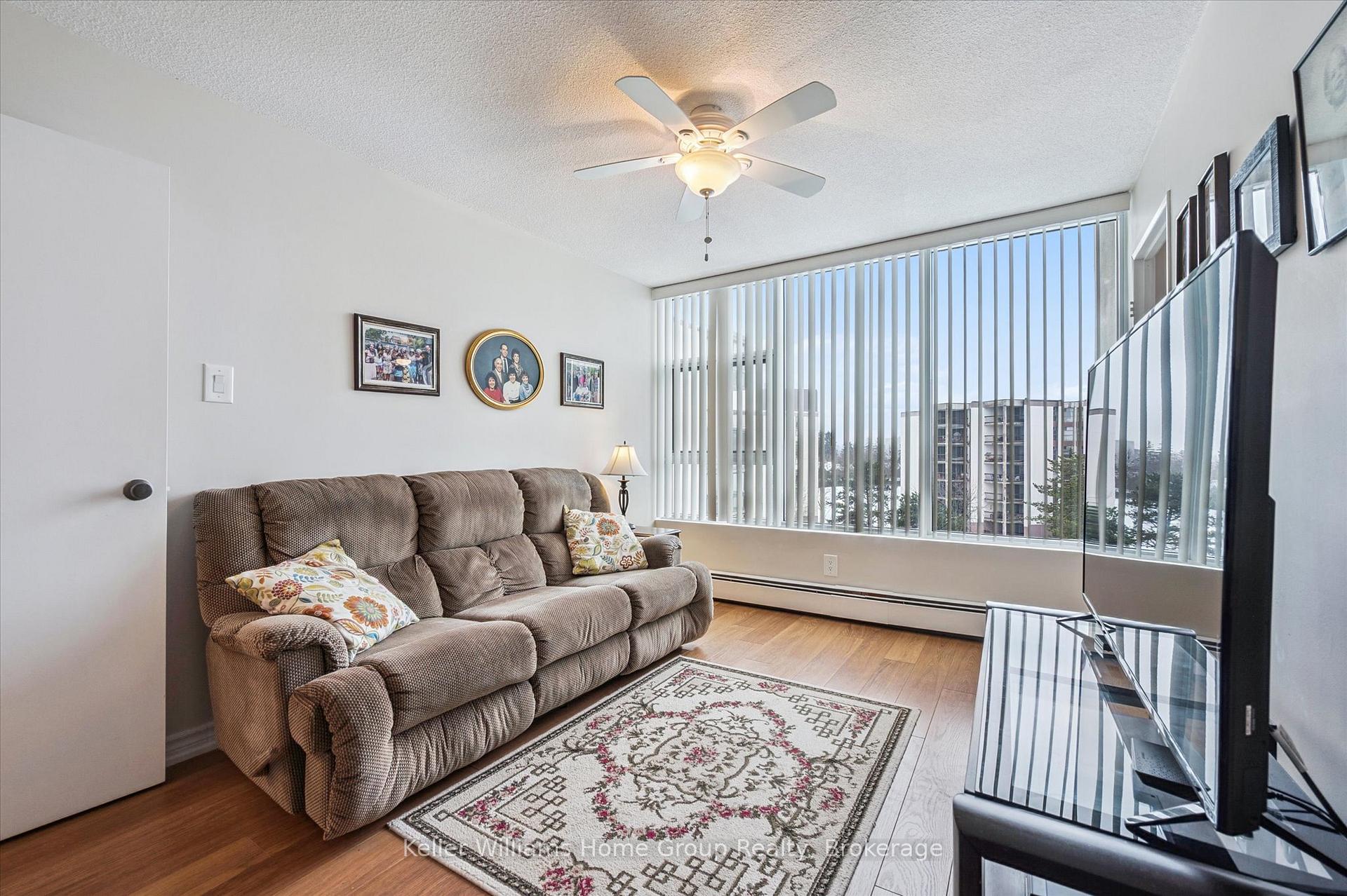 Photo 23 of Unit 702, 23 Woodlawn Road E, Guelph, Riverside Park — HOMEH