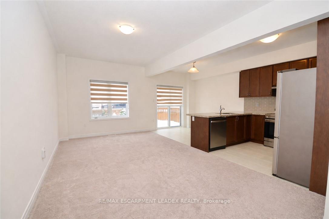 Photo 2 of Unit 53, 305 Garner Road, Hamilton, Ancaster — HOMEH