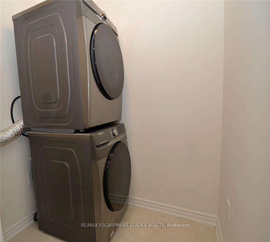 Photo 14 of Unit 53, 305 Garner Road, Hamilton, Ancaster — HOMEH