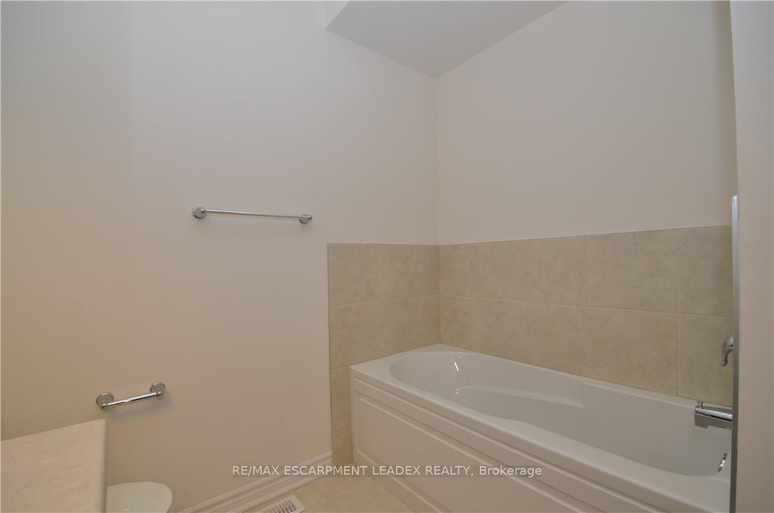 Photo 16 of Unit 53, 305 Garner Road, Hamilton, Ancaster — HOMEH
