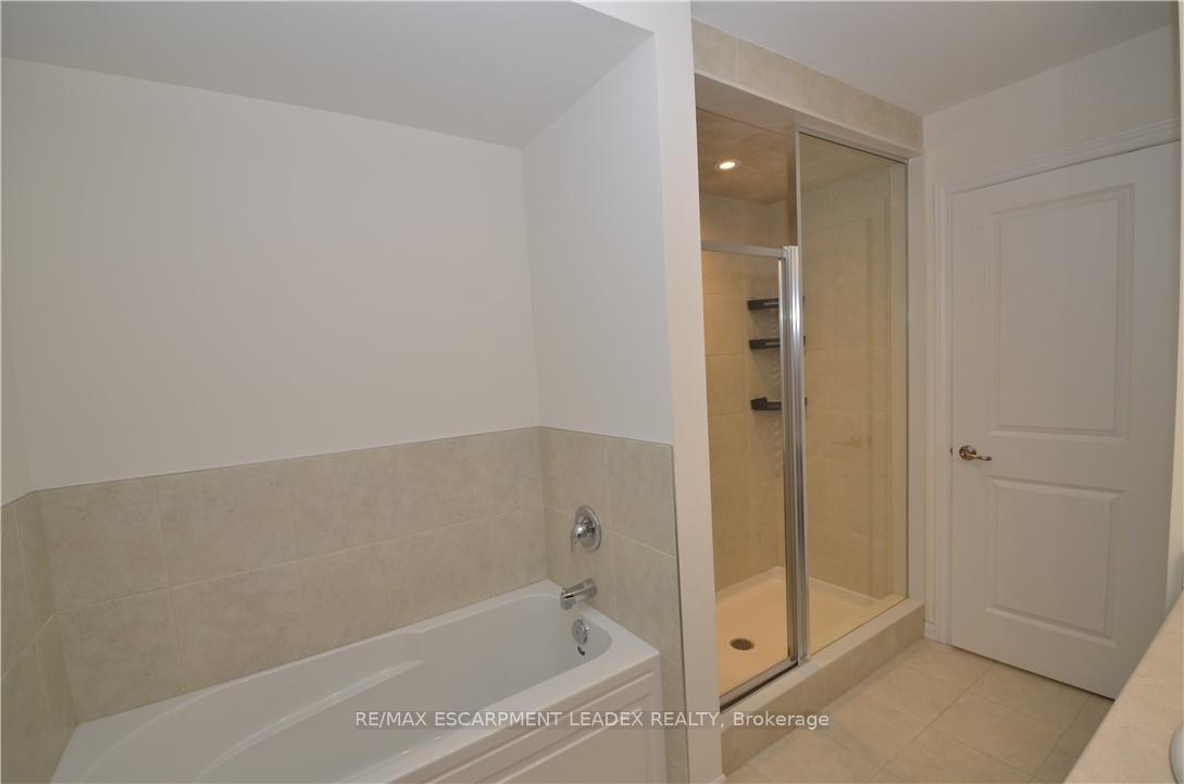 Photo 27 of Unit 53, 305 Garner Road, Hamilton, Ancaster — HOMEH