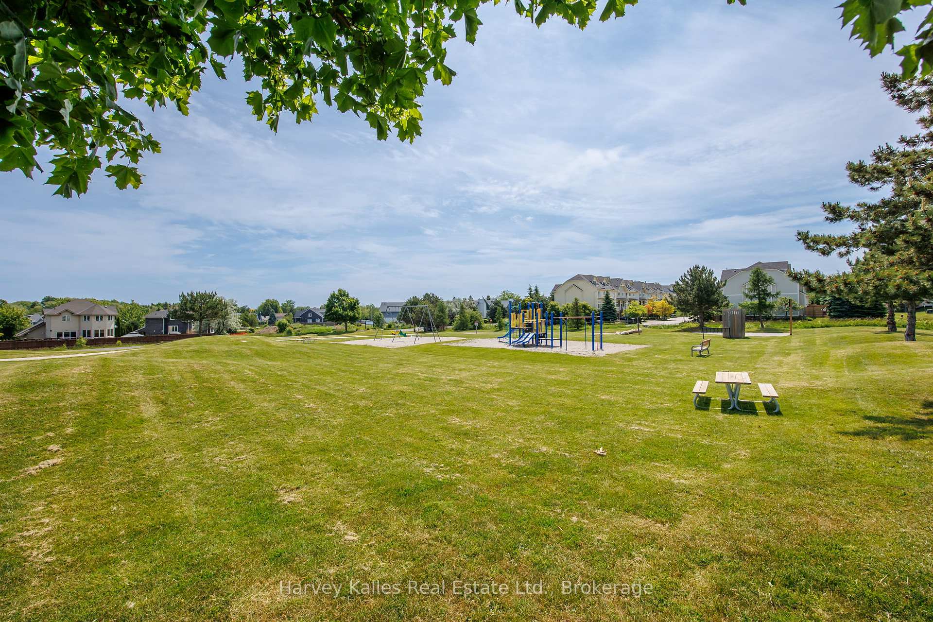 Photo 18 of Unit 37, 146 Settler's Way, Blue Mountains — HOMEH