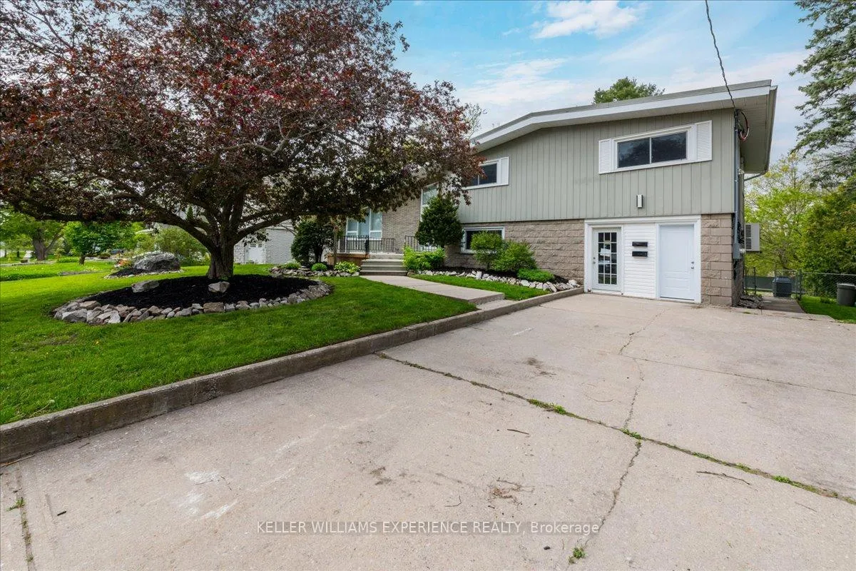 Photo 3 of 46 Eugenia Street, Barrie, Codrington — HOMEH