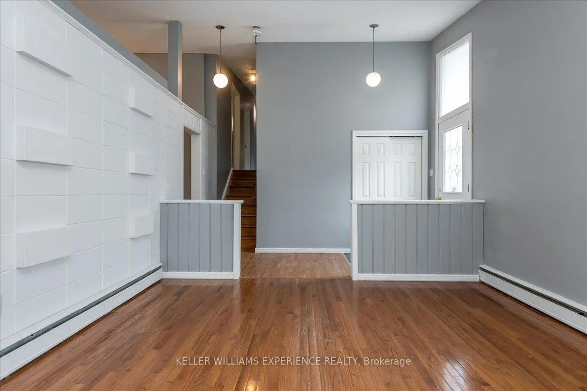 Photo 7 of 46 Eugenia Street, Barrie, Codrington — HOMEH